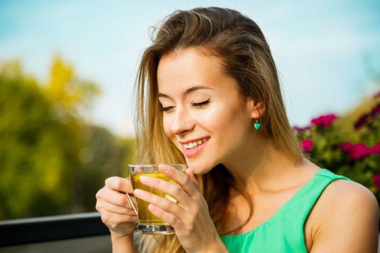 Does Green Tea Help with Bloating?