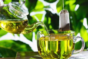 Can you drink green tea at Night: Benefits of drinking green tea at night before bed